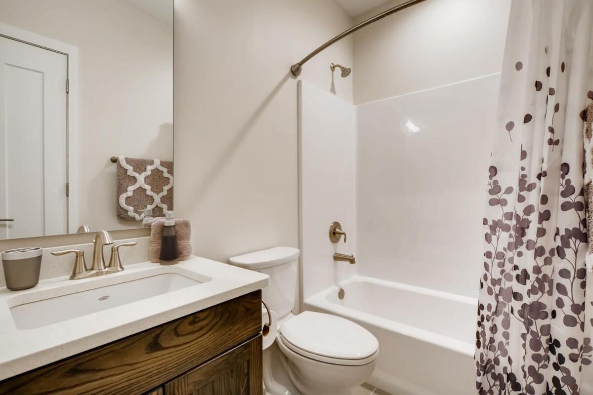 Elbert'S Escape Sleeps 8 Lakefront Views Georgetown Exterior photo
